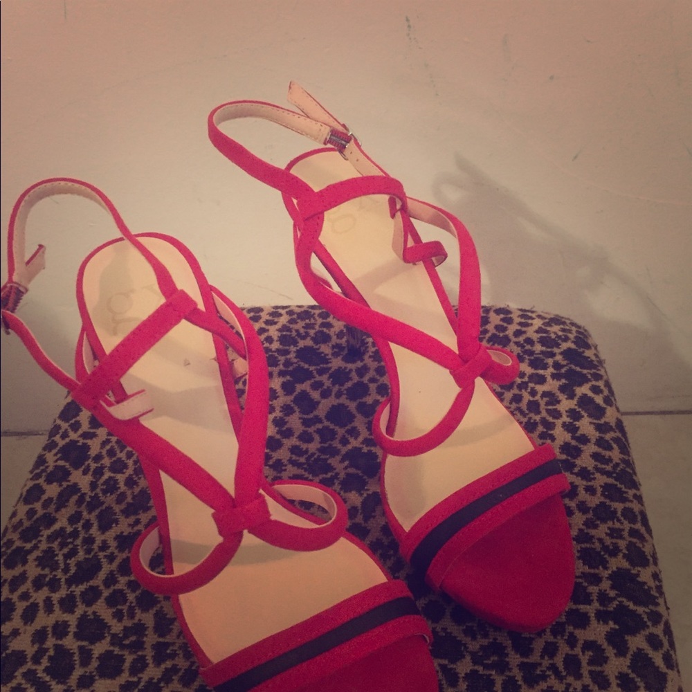 Red sling back heel